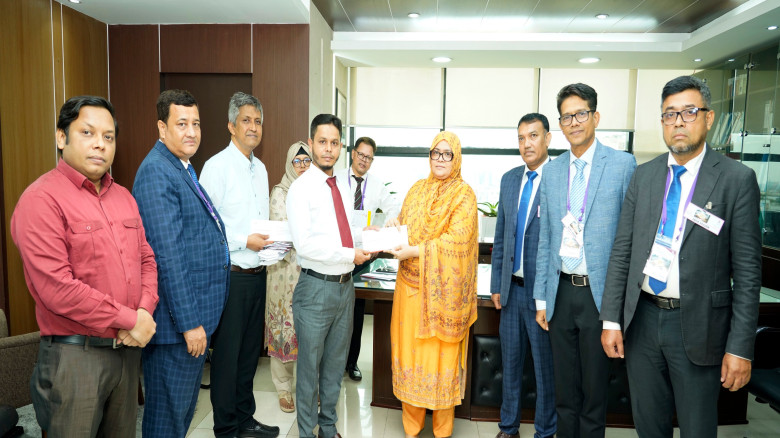  হামদর্দের উনত্রিশ জন ভারপ্রাপ্ত ব্রাঞ্চ ম্যানেজার...