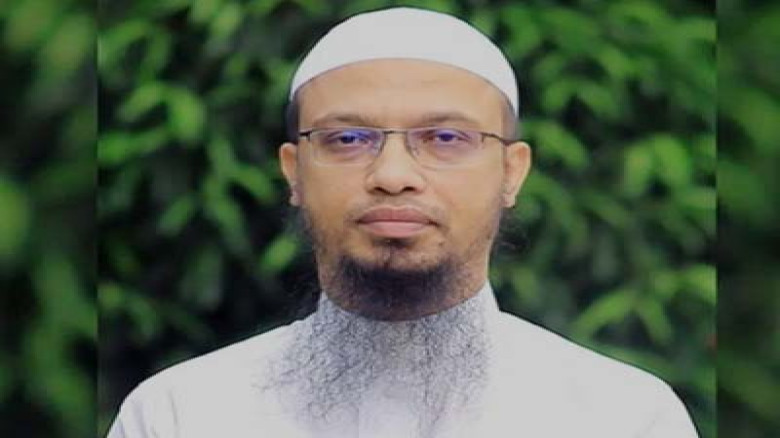 উত্তরার বিমান দুর্ঘটনা নিয়ে উদ্বিগ্ন শায়খ আহমাদুল্লাহ