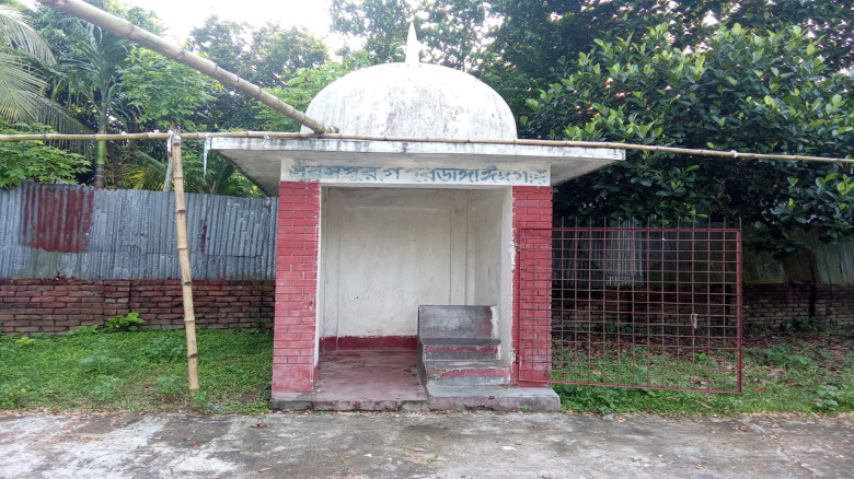 প্রাচীনতম ঈদগাহ ও কবরস্থান মধুমতির গর্ভে বিলীন প্রায়